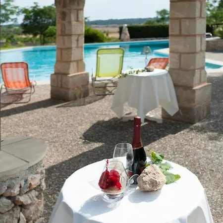 Torrepaduli Sleeps 19 Pool Air Con Prázdninový dům Ruffano