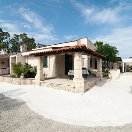 Torrepaduli Sleeps 19 Pool Air Con